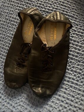 Bloch women’s Black Jazz Shoes - Leather Lace-Up 7.5